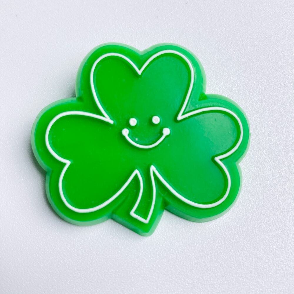 Vintage Hallmark Shamrock Pin St Patrick’s Day Green Clover Brooch